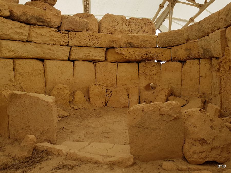 ח'זאר אים - אתר פרהיסטורי מרשים